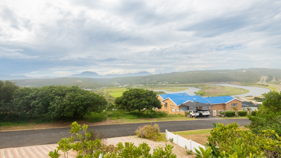 4 Bedroom Property for Sale in Bergsig Western Cape